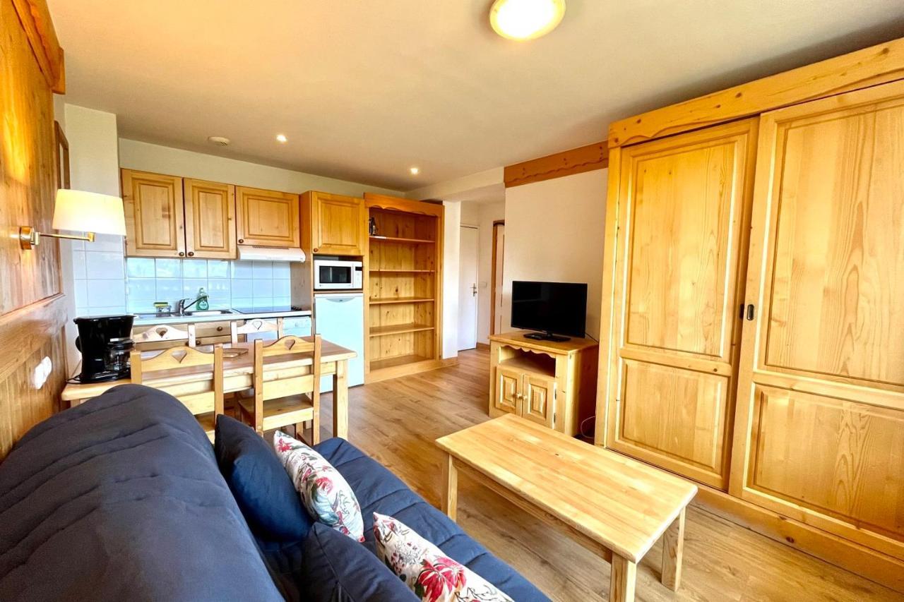 Cosy Chalet With Terrace Combloux Dış mekan fotoğraf
